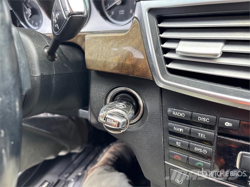 Mercedes-Benz E300 Automobili