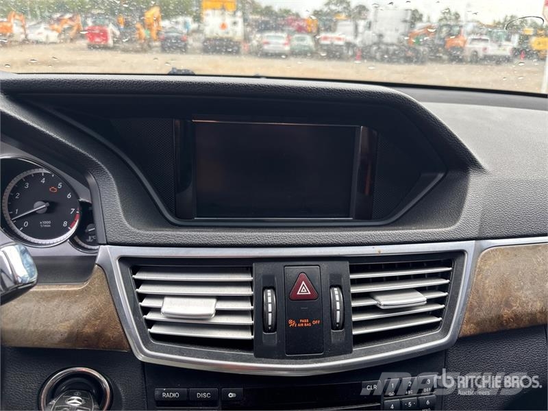 Mercedes-Benz E300 Automobili