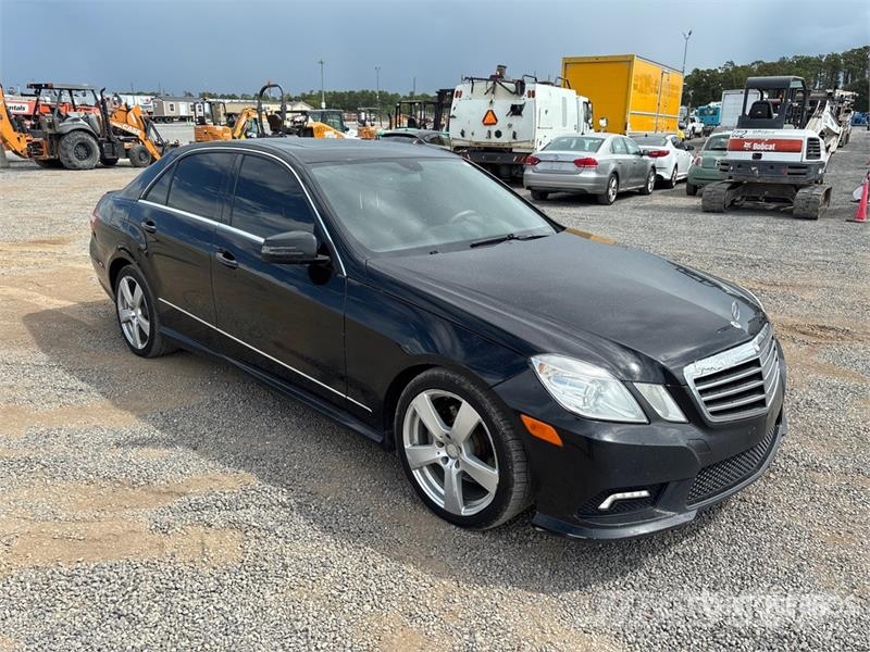 Mercedes-Benz E300 Automobili