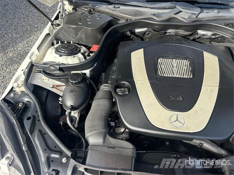 Mercedes-Benz E350 Carros