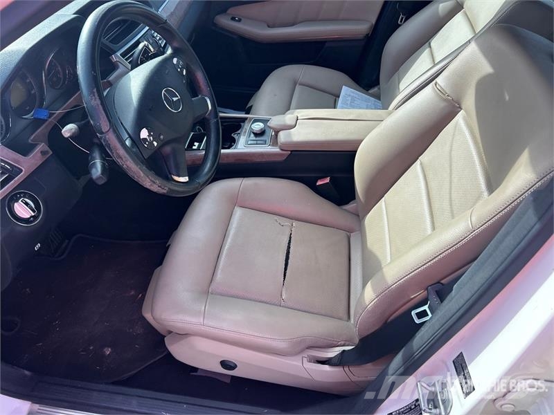 Mercedes-Benz E350 Carros