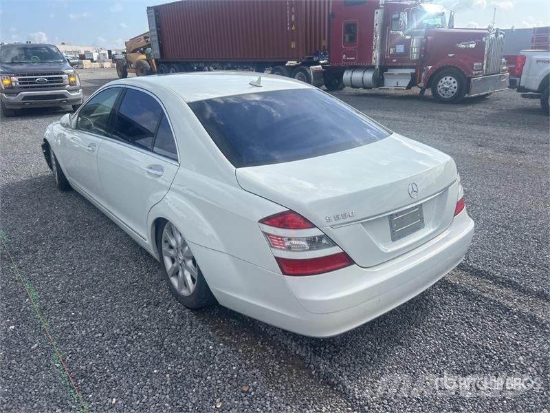 Mercedes-Benz S550 Automašīnas