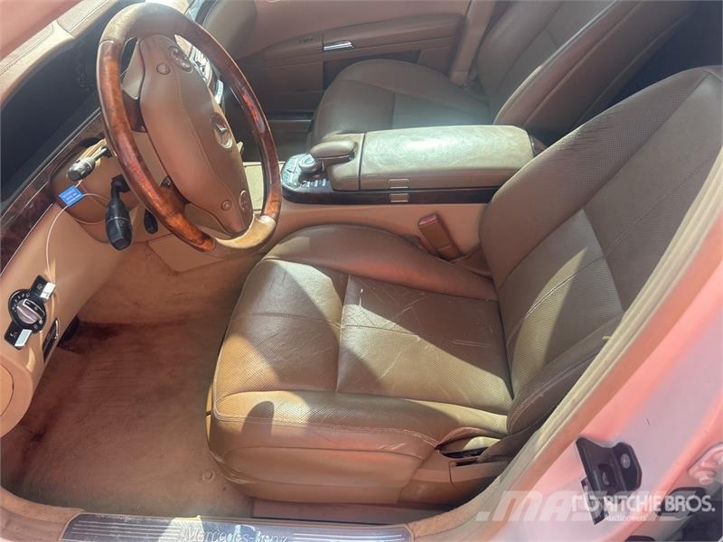 Mercedes-Benz S550 Automašīnas