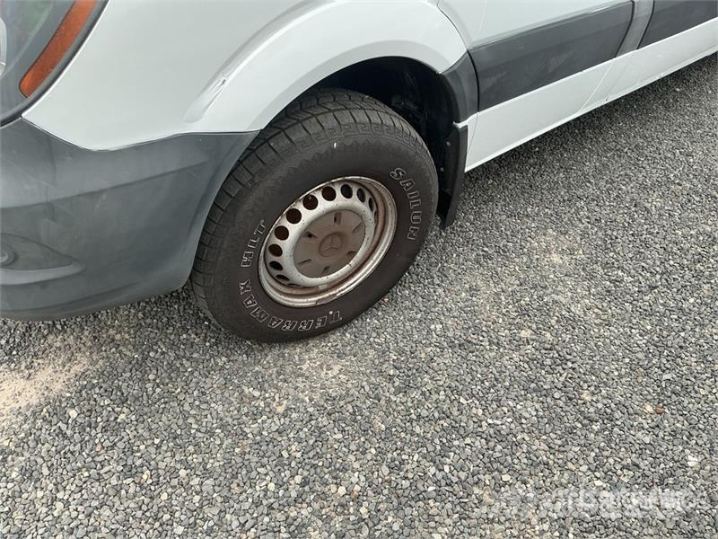 Mercedes-Benz Sprinter 2500 Cargo Van (Inoperable) Furgonetas cerradas