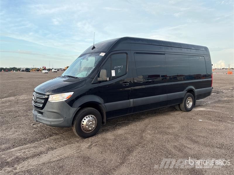 Mercedes-Benz Sprinter 3500 Limousine Otomobiller