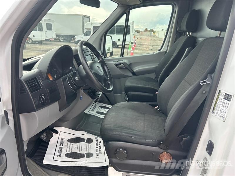 Mercedes-Benz Sprinter 2500 Cargo Van Dostavna vozila / kombiji