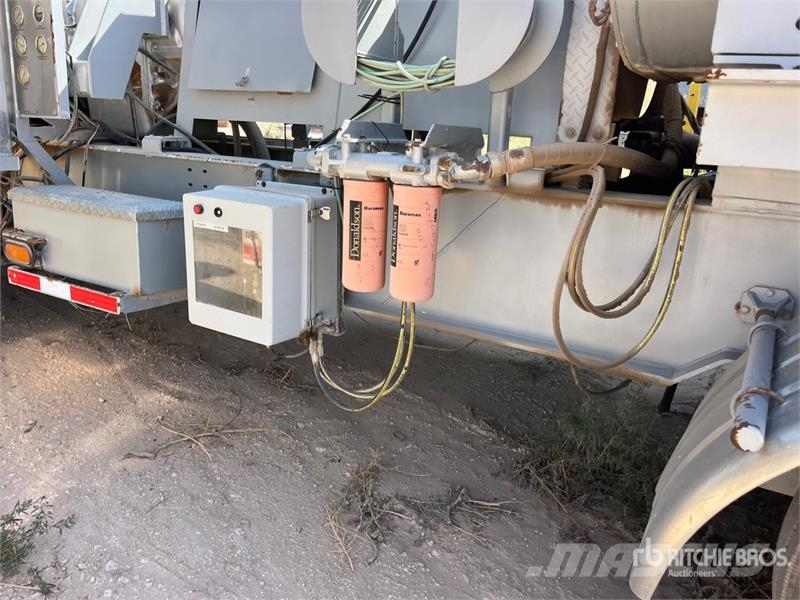 Mertz Manufacturing 47 ft Gardner Denver Triplex F Zariadenie na spracovanie