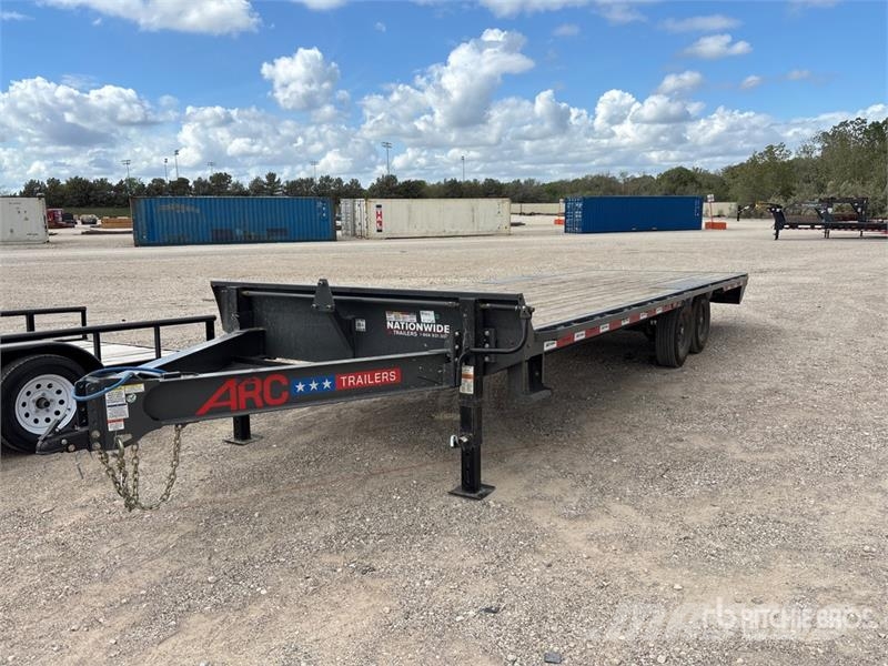 Metalium 24 ft T/A Equipment Trailer Auto pārvadāšanas treileri