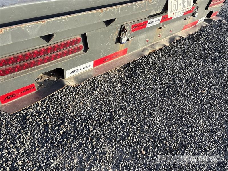  Metalium 40 ft T/A Flatbed Trailer Planhengere