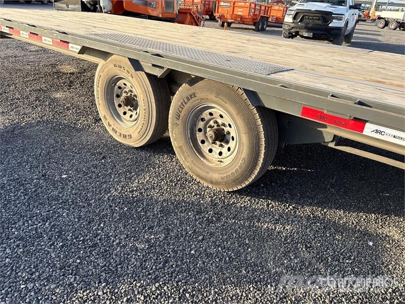  Metalium 40 ft T/A Flatbed Trailer Planhengere