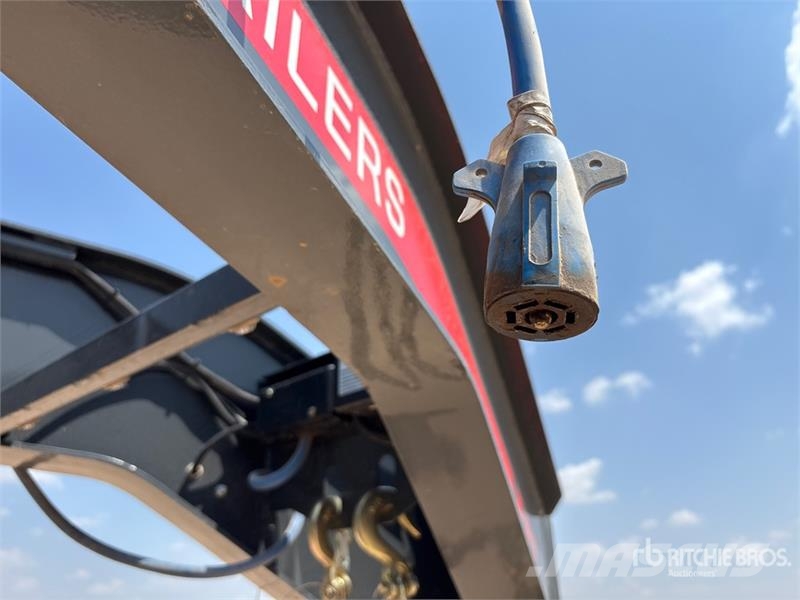 Metalium Industries 40 ft T/A Gooseneck Equipment Auto pārvadāšanas treileri