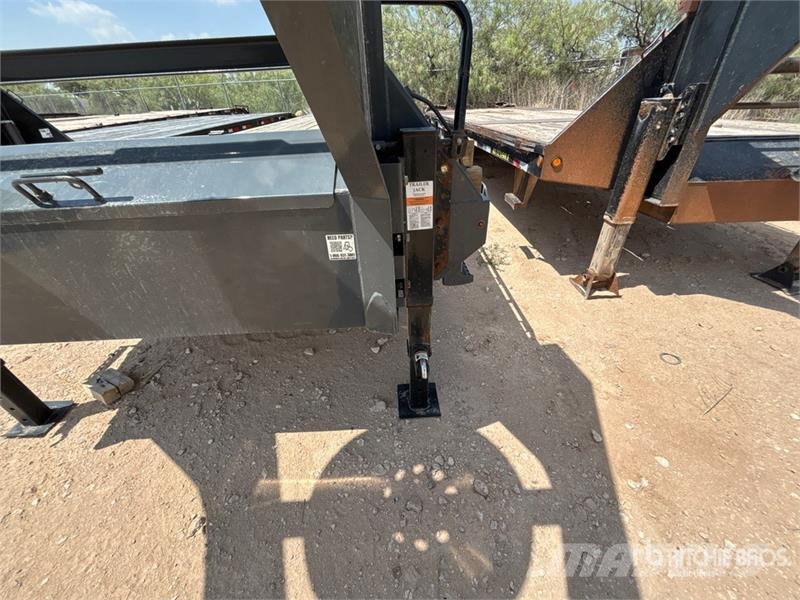 Metalium Industries 40 ft T/A Gooseneck Equipment Auto pārvadāšanas treileri