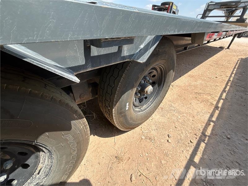 Metalium Industries 40 ft T/A Gooseneck Equipment Auto pārvadāšanas treileri