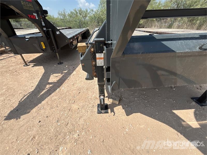 Metalium Industries 40 ft T/A Gooseneck Equipment Auto pārvadāšanas treileri