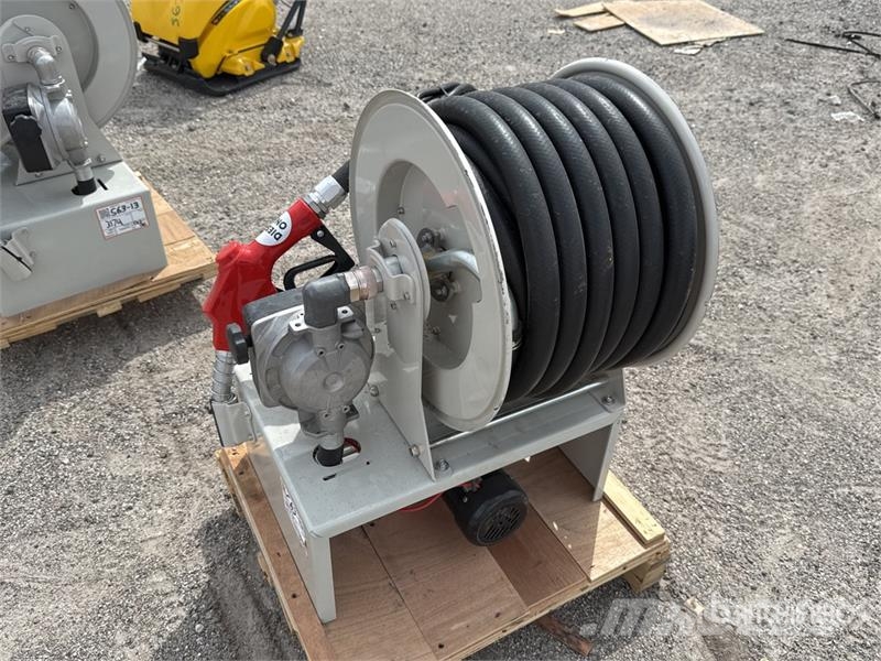 Metered 50 ft Diesel Fuel Reel w/ HD 12v Pump (Unu Gradbeništvo - drugo