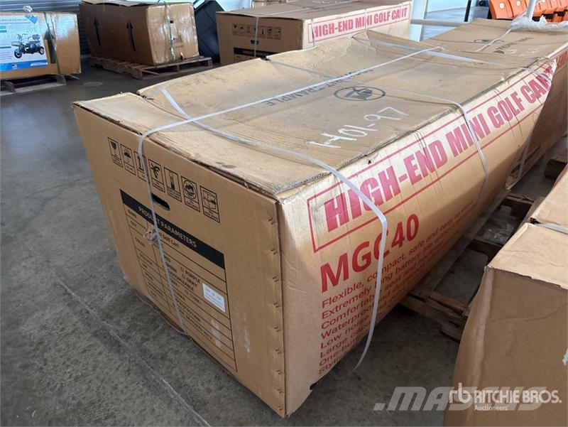 MGC40-RED 3 TT E-Trike Mini Scooter (Unused) Всюдиходи