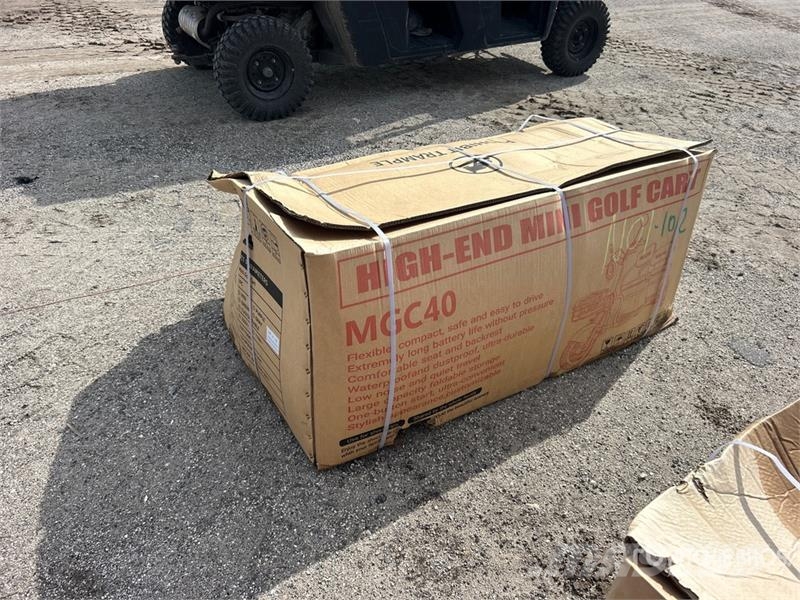 MGC40-RED 3 TT E-Trike Mini Scooter (Unused) Всюдиходи