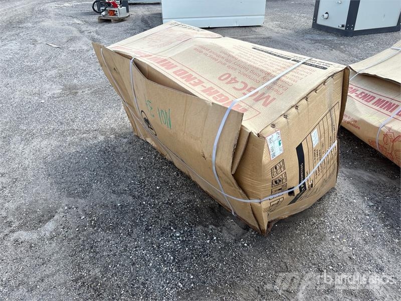 MGC40-RED 3 TT E-Trike Mini Scooter (Unused) Terenska vozila