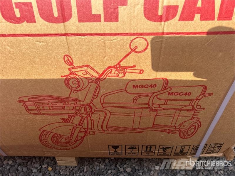  MGC40-Red Electric Trike (Unused) سيارات