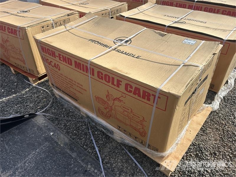  MGC40-Red Electric Trike (Unused) سيارات