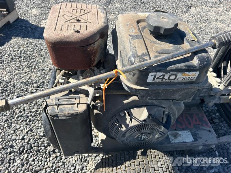 MI-T-M Pressure Washer 저압 세척기
