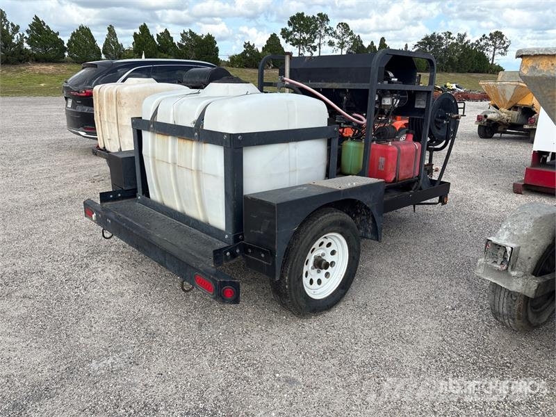 MI-T-M Pressure Washer Light pressure washers