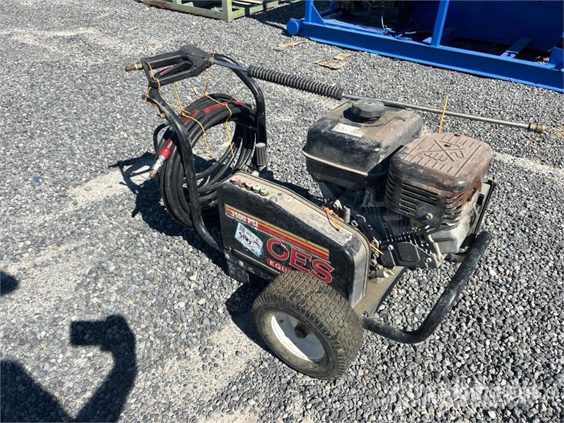 MI-T-M Pressure Washer 저압 세척기