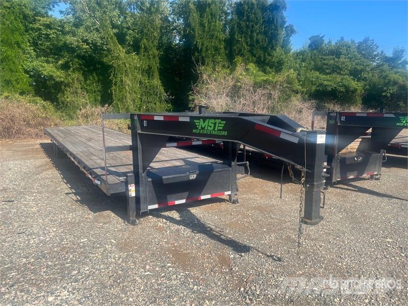  Mid-State 40 ft T/A Gooseneck Equipment Trailer Remolques para transporte de vehículos