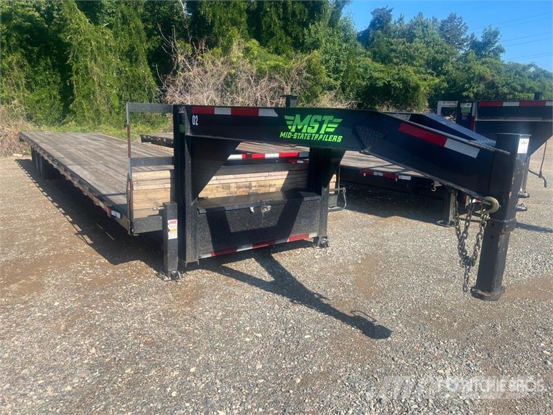  Mid-State 40 ft T/A Gooseneck Equipment Trailer Remolques para transporte de vehículos