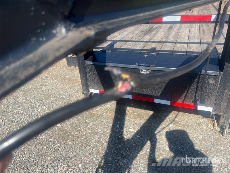  Mid-State 40 ft T/A Gooseneck Equipment Trailer Remolques para transporte de vehículos