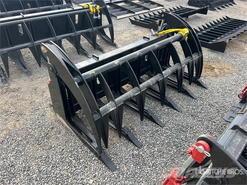  Mid-State 68 in Heavy Duty Skid Steer Root Rake (U 耙與翻草機