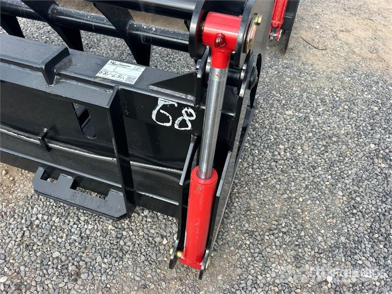  Mid-State 68 in Heavy Duty Skid Steer Root Rake (U 耙與翻草機