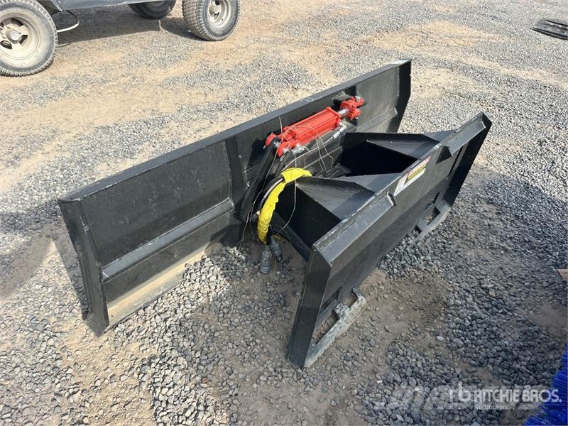 Mid-State 72 in Tilting Skid Steer Dozer (Unused) Бульдозерные отвалы