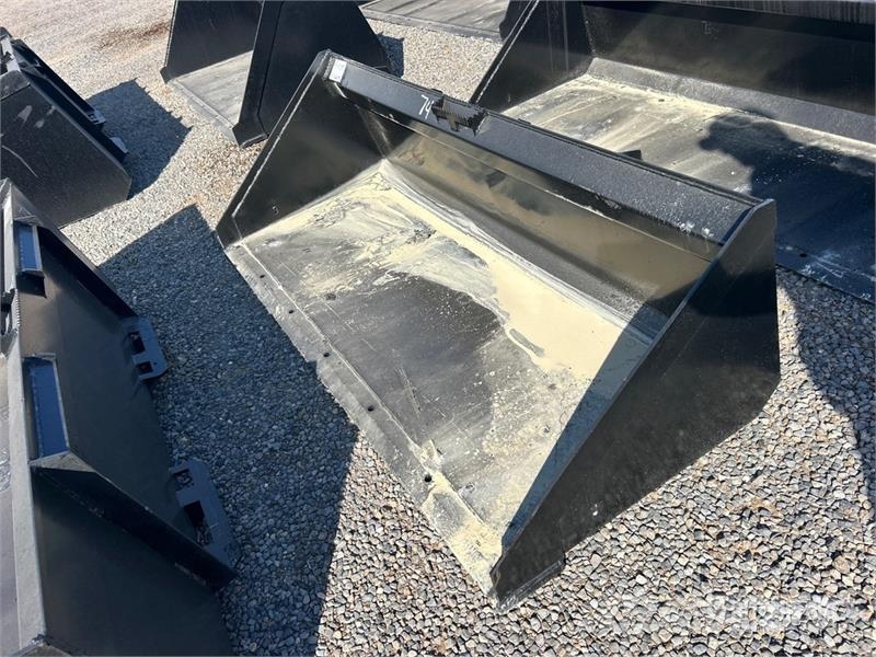  Mid-State 74 in Skid Steer Bucket (Unused) Κουβάδες