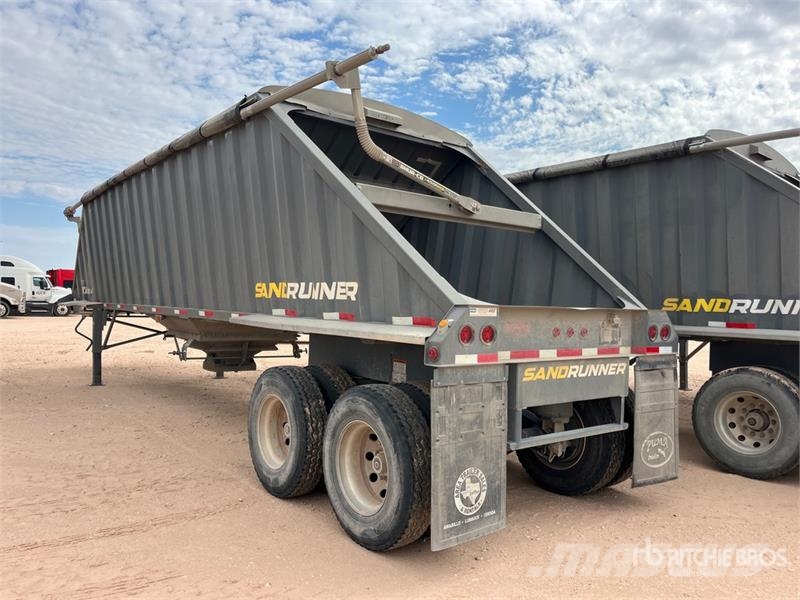 Midland SR2000 39 ft T/A Belly Dump Trailer Pašizgāzējs