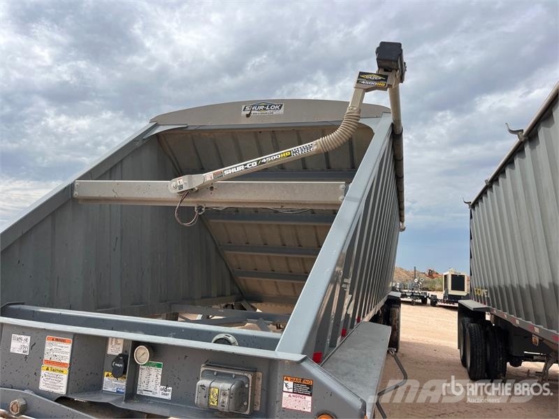 Midland SR2000 39 ft T/A Belly Dump Trailer Pašizgāzējs