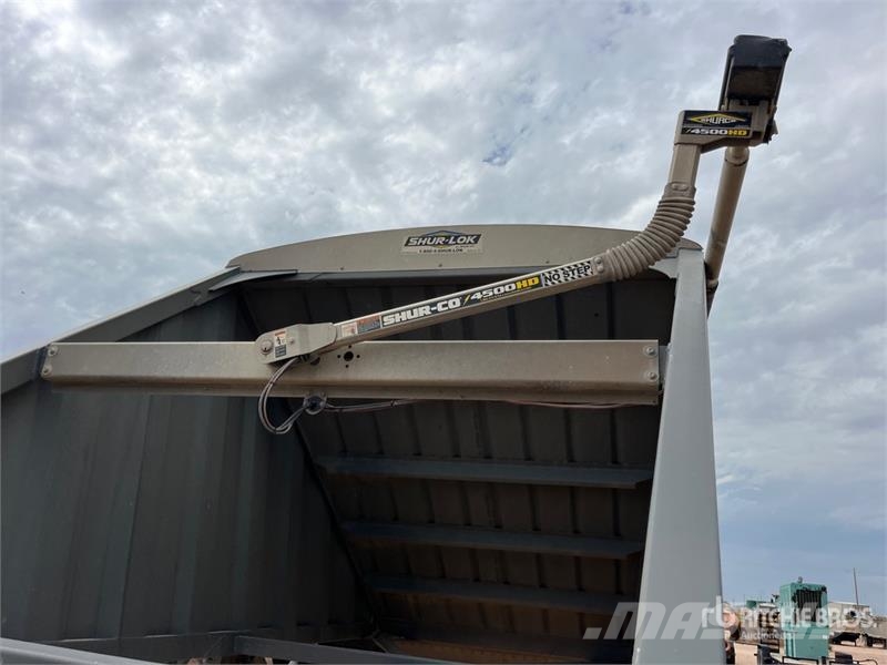 Midland SR2000 39 ft T/A Belly Dump Trailer Pašizgāzējs