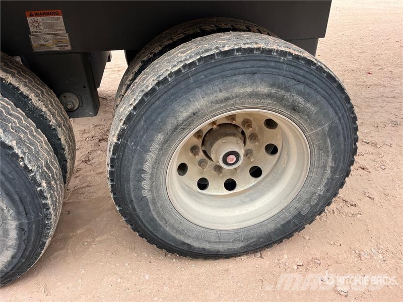 Midland SR2000 39 ft T/A Belly Dump Trailer Pašizgāzējs