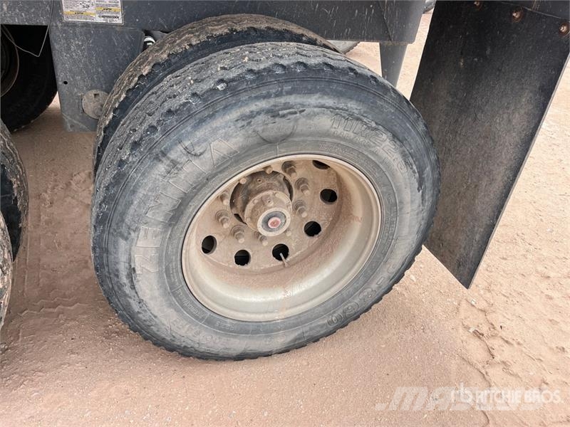 Midland SR2000 39 ft T/A Belly Dump Trailer Pašizgāzējs
