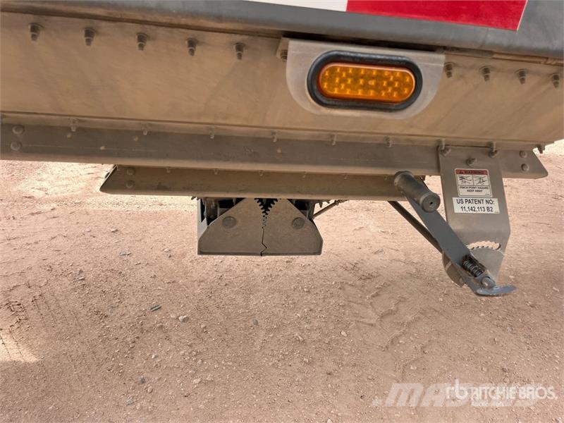 Midland SR2000 39 ft T/A Belly Dump Trailer Pašizgāzējs