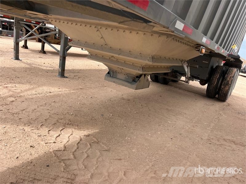 Midland SR2000 39 ft T/A Belly Dump Trailer Pašizgāzējs