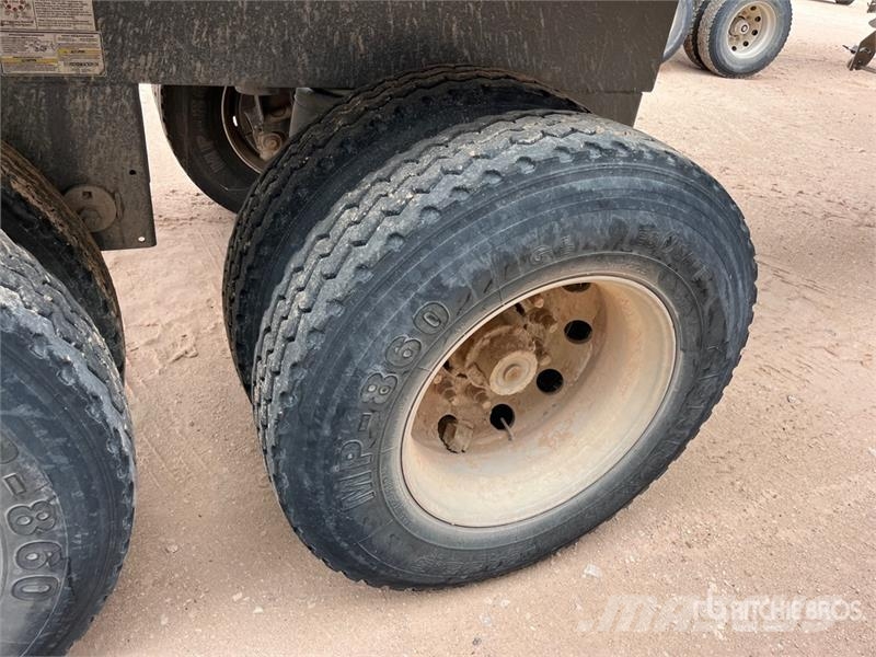 Midland SR2000 39 ft T/A Belly Dump Trailer Pašizgāzējs