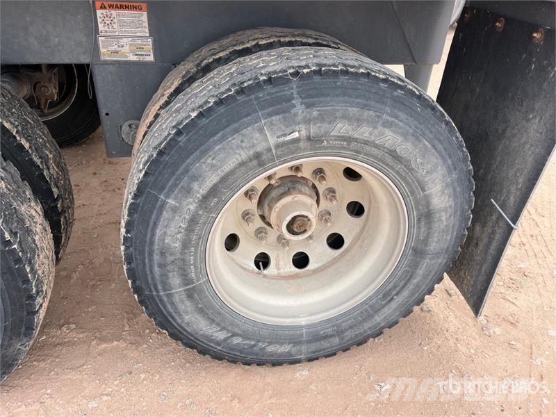 Midland SR2000 39 ft T/A Belly Dump Trailer Pašizgāzējs