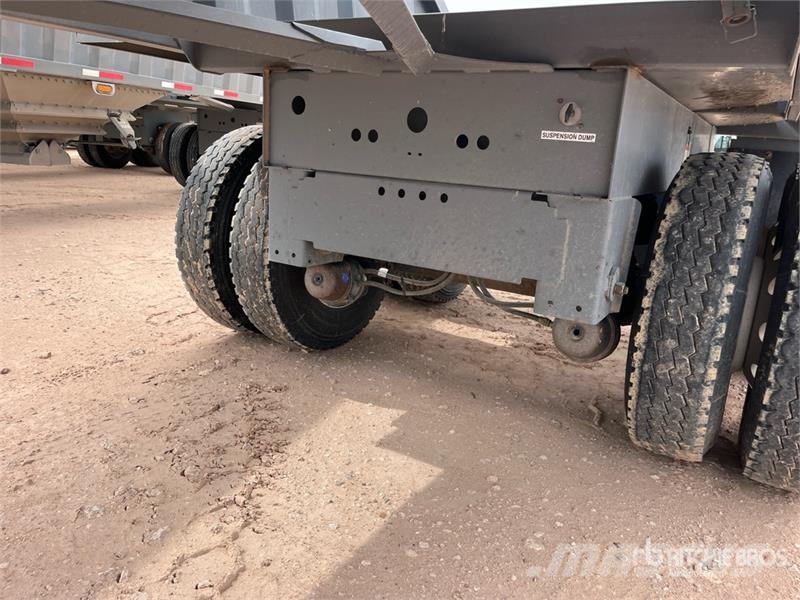 Midland SR2000 39 ft T/A Belly Dump Trailer Pašizgāzējs