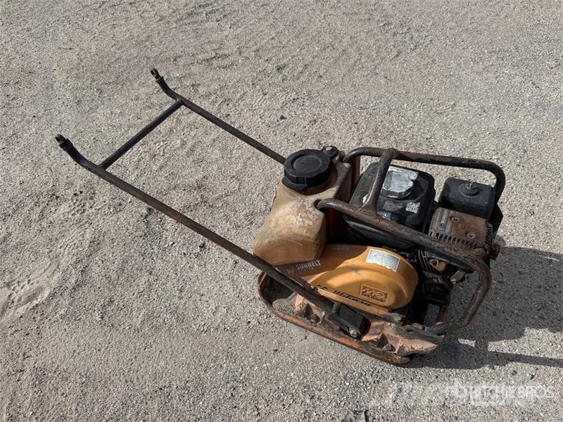 Mikasa Vibratory Plate Compactor 진동롤러