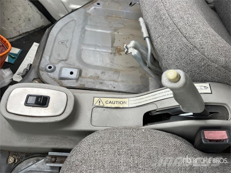 Mile Electric Cargo Van (Inoperable) Lieferwagen