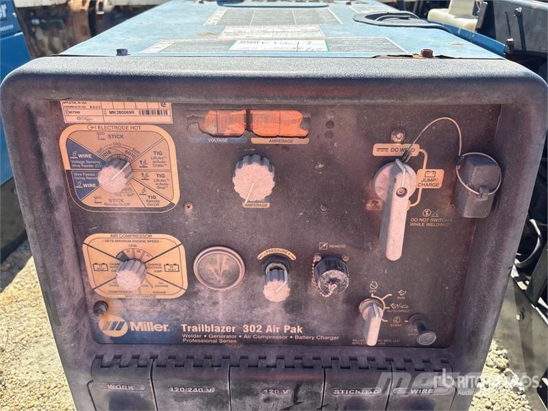Miller 300 A Skid-Mounted Multi-Process 3-in-1 Engine Dri Keevitusagregaadid