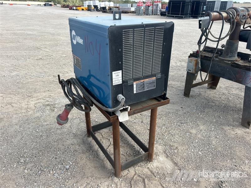 Miller 450 A Skid-Mounted Multi-Process Engine Driven Wel Svejsemaskiner