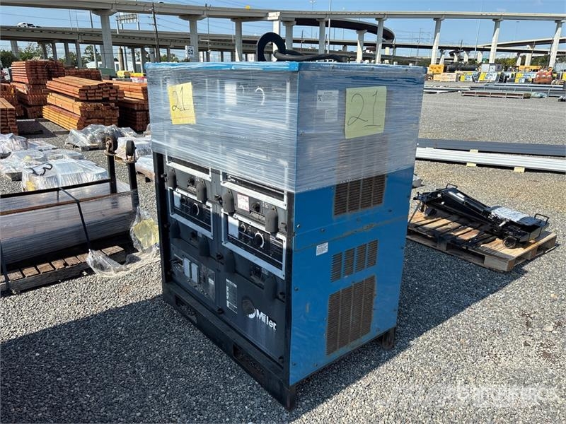 Miller 903512 300 A Skid-Mounted Multi-Process 8 Bank Ele Welding Equipment