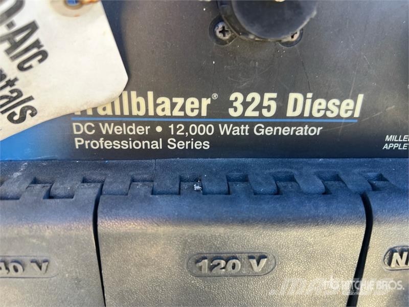 Miller 907566 325 A Multi-Process Engine Driven Welder Зварювальні апарати